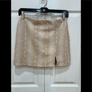 Honey Belle mini skirt